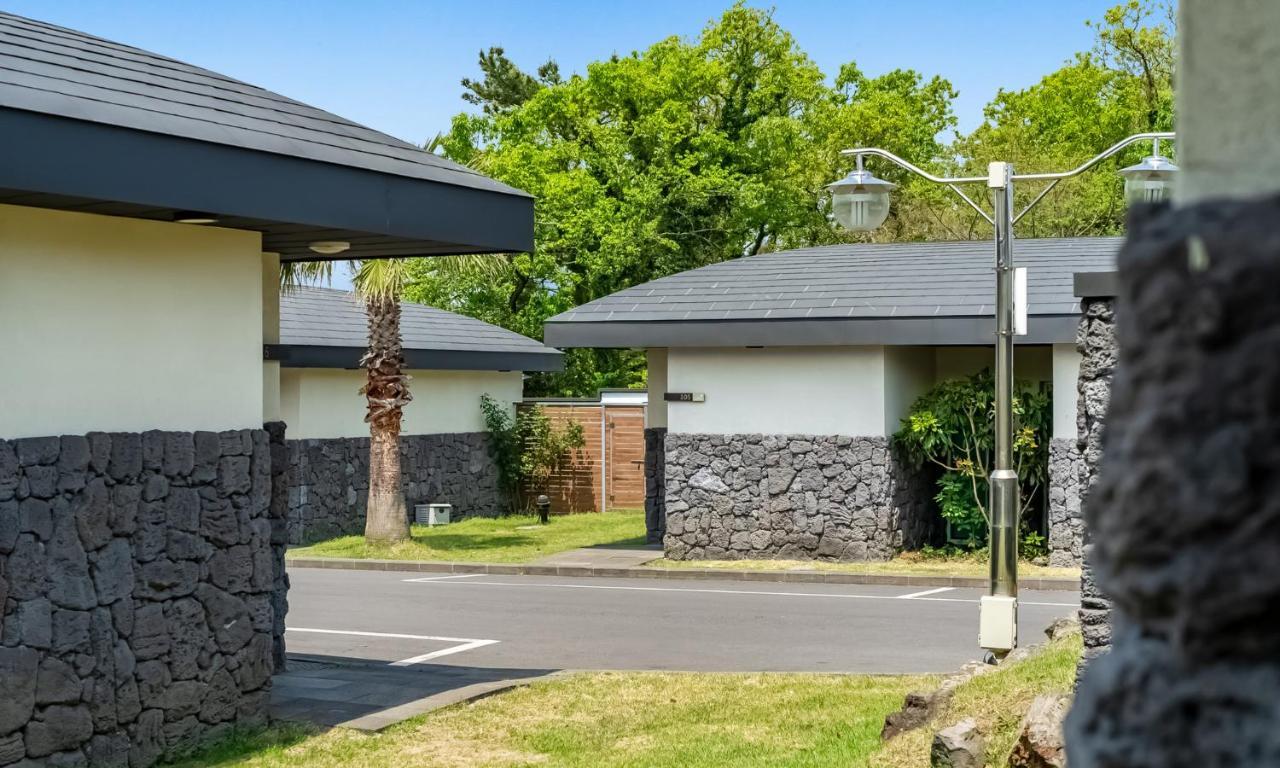 Pool And Villa Sorang Jeju Exterior foto