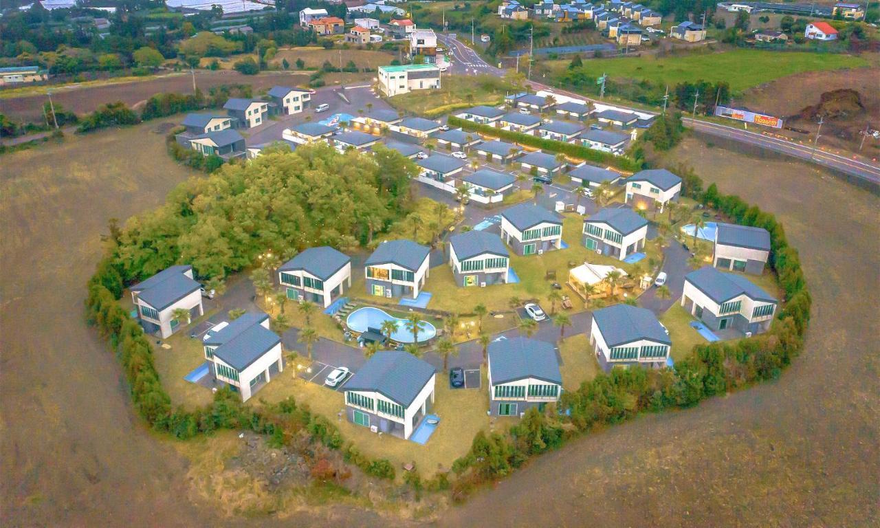 Pool And Villa Sorang Jeju Exterior foto